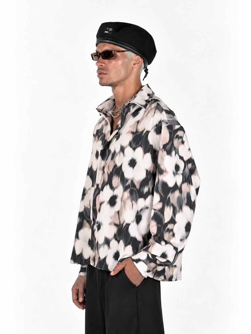 Camicia Fantasia floreale astratta  fondo bianco oversize