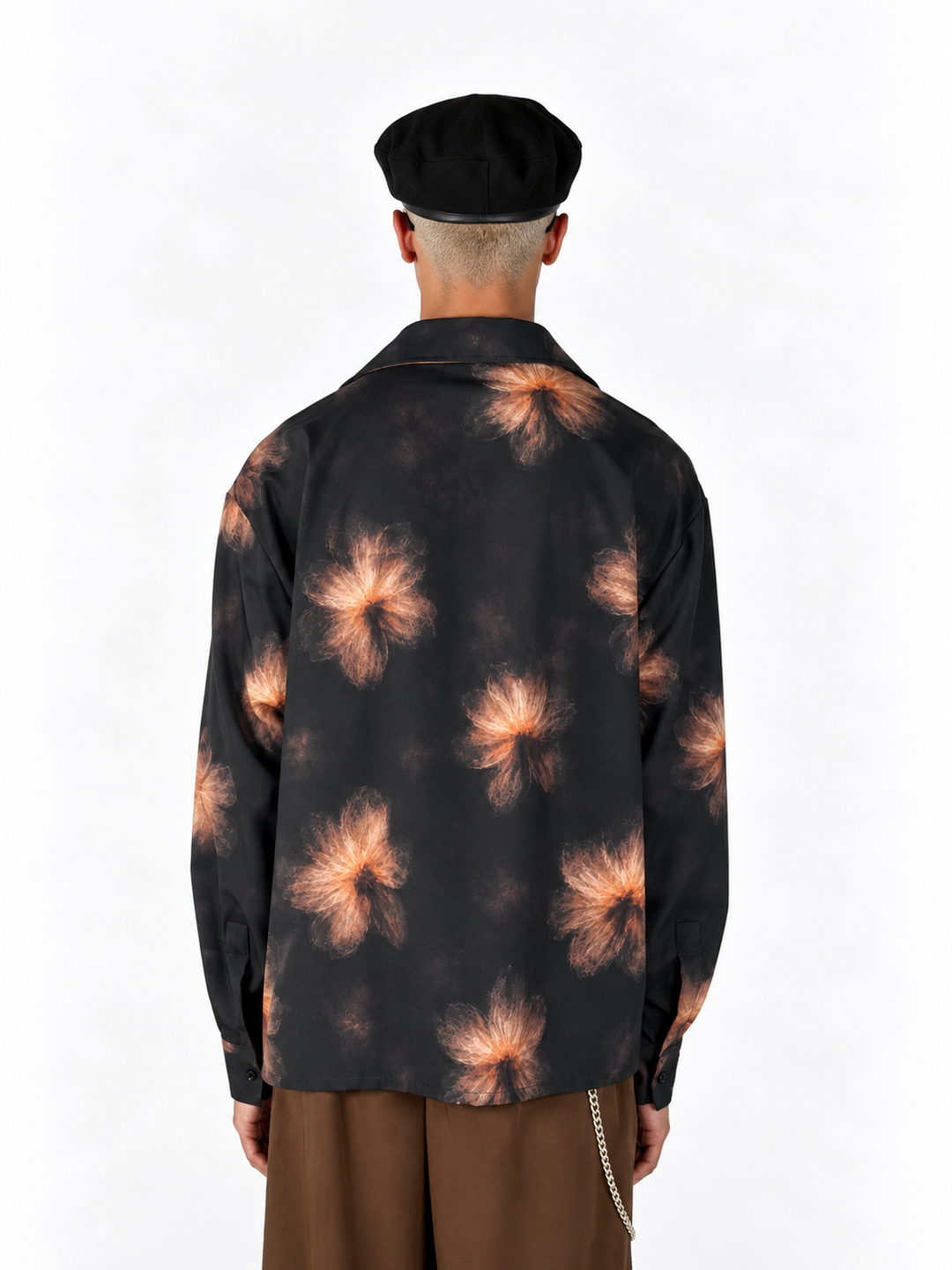 Camicia  Fantasia oversize  fondo nero manica lunga