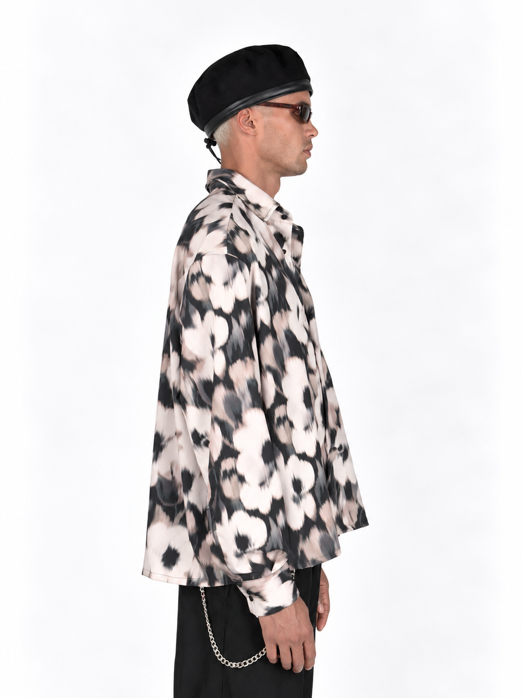 Camicia Fantasia floreale astratta  fondo bianco oversize